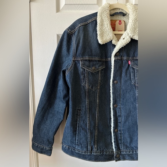 Levi’s Denim Sherpa Trucker Jacket, Dark Blue, Size XL - Picture 4 of 16